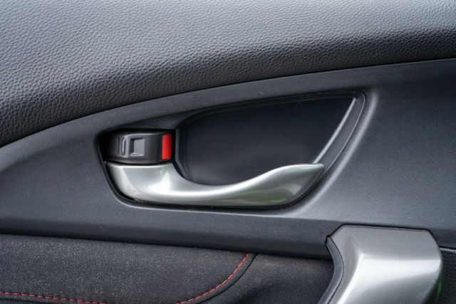 2018 HONDA CIVIC - Image 17