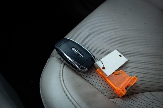 2019 LINCOLN MKC - Image 28