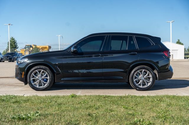 2023 BMW X3 - Image 4