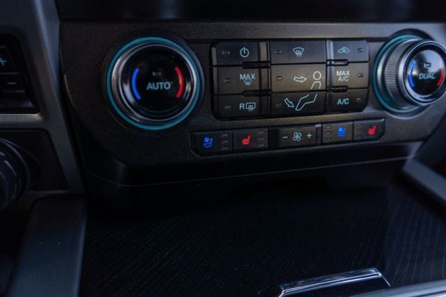 2020 FORD F-350 - Image 29