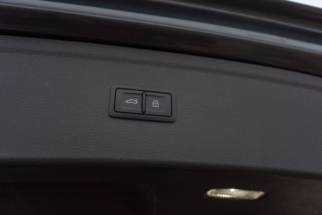 2018 AUDI Q5 - Image 12