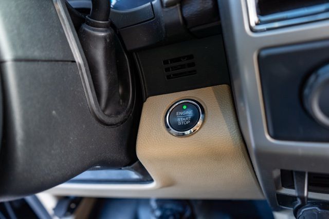 2021 FORD F-350 - Image 24