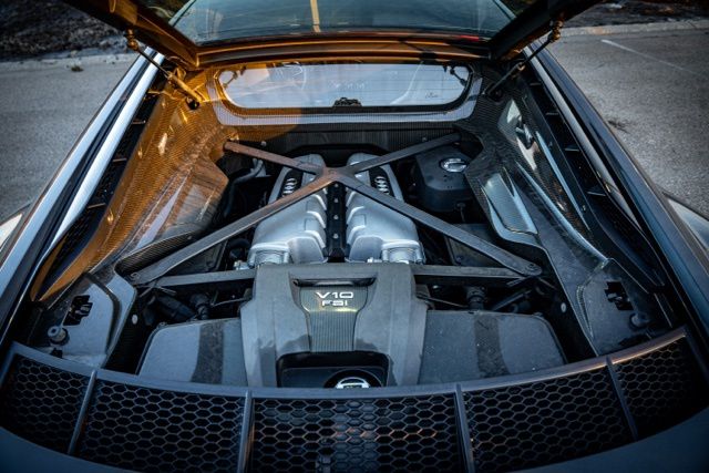 2018 AUDI R8 - Image 29