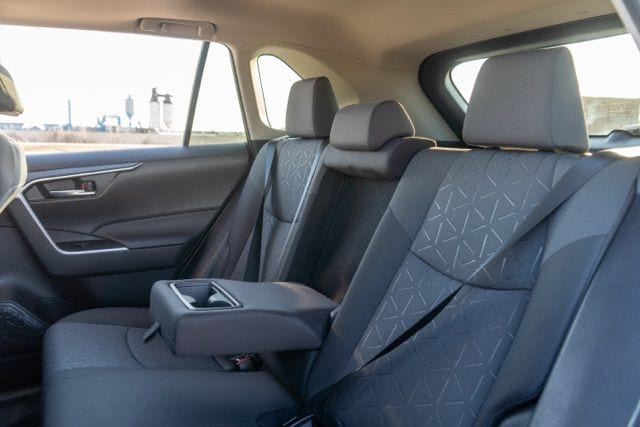 2022 TOYOTA RAV4 - Image 17