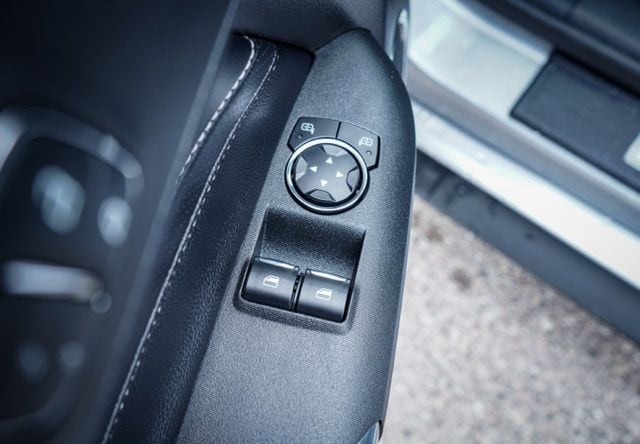 2022 FORD MUSTANG - Image 22