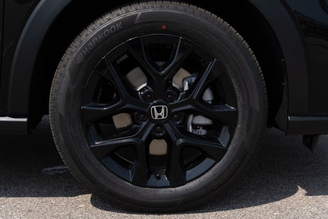 2023 HONDA HR-V - Image 11