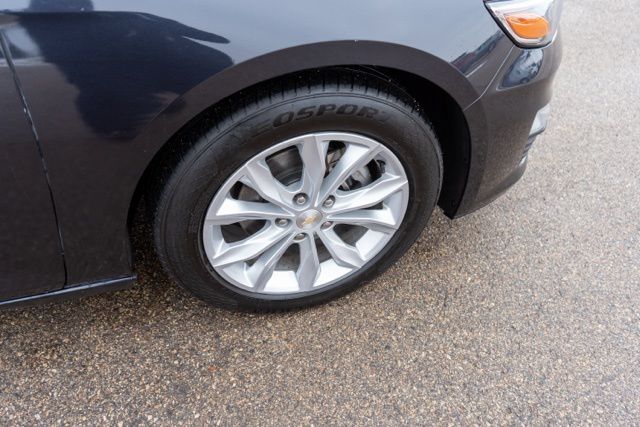 2023 CHEVROLET MALIBU - Image 9