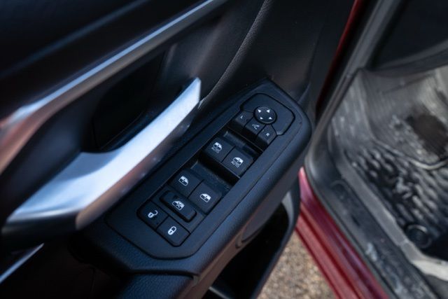 2025 RAM 1500 - Image 18