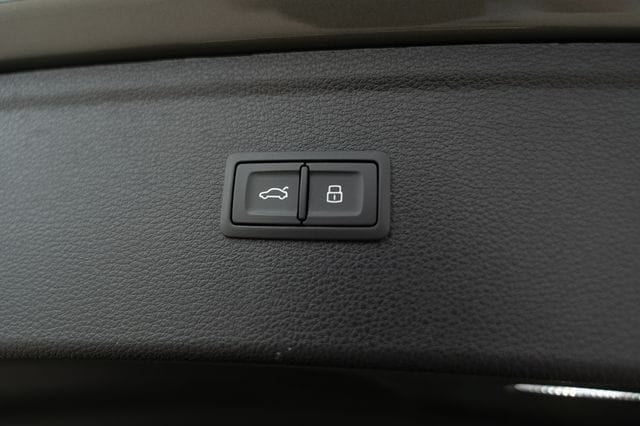 2024 AUDI SQ5 - Image 19