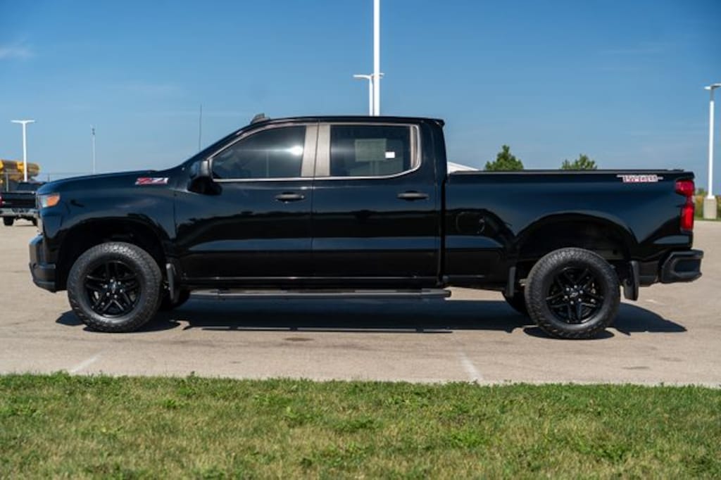 Used 2021 Chevrolet Silverado 1500 Custom Trail Boss Truck Crew Cab