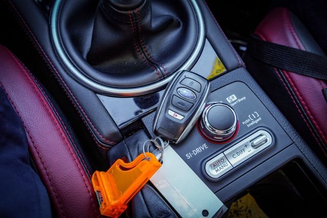 2020 SUBARU WRX - Image 30