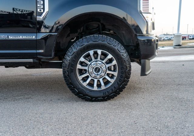 2020 FORD F-350 - Image 10