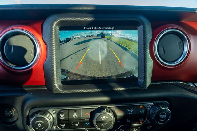 2019 JEEP WRANGLER - Image 29