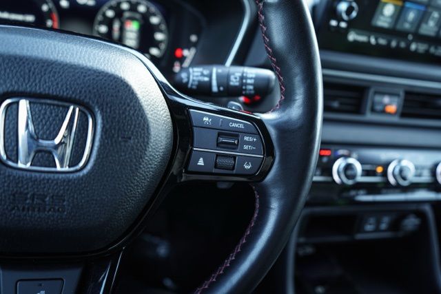 2025 HONDA PILOT - Image 22