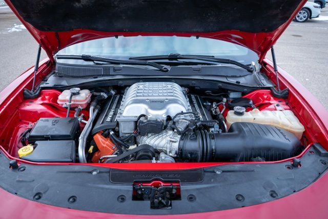 2016 DODGE CHARGER - Image 32