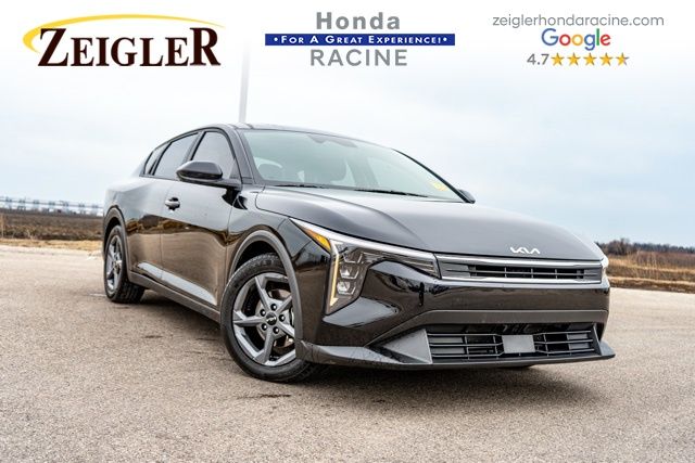 2025 KIA K4 - Image 1