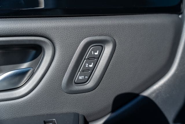 2025 HONDA PILOT - Image 30