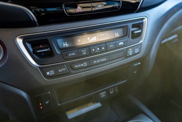 2022 HONDA RIDGELINE - Image 27