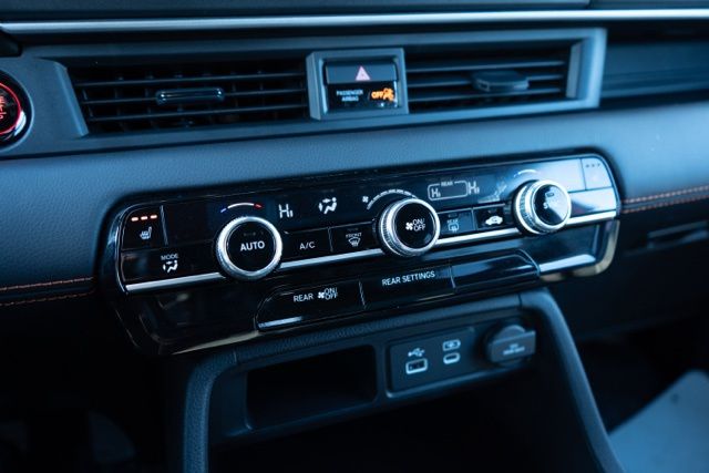 2025 HONDA PILOT - Image 24