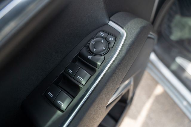 2023 CHEVROLET SILVERADO - Image 22