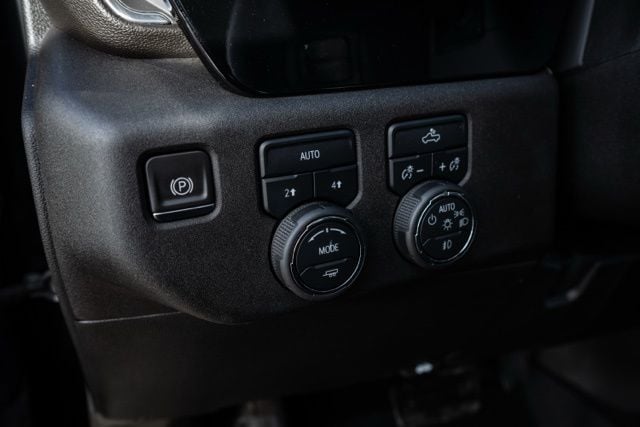 2023 CHEVROLET SILVERADO - Image 20