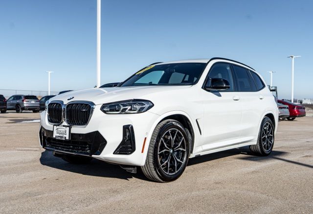 2023 BMW X3 - Image 3