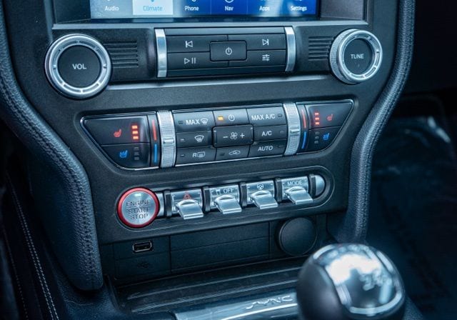 2022 FORD MUSTANG - Image 29