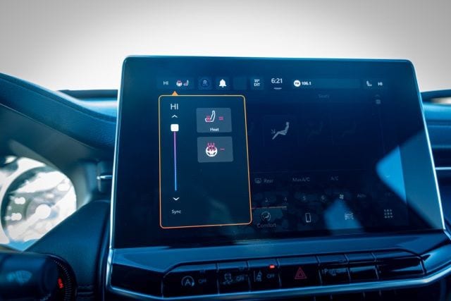 2023 JEEP COMPASS - Image 30