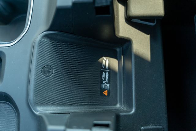 2022 CHEVROLET SILVERADO - Image 30