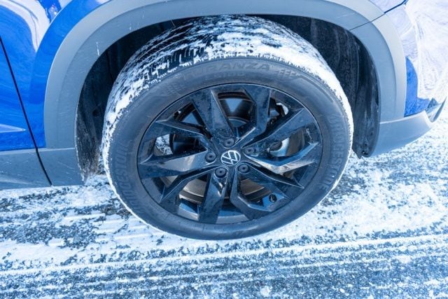 2022 VOLKSWAGEN TAOS - Image 11