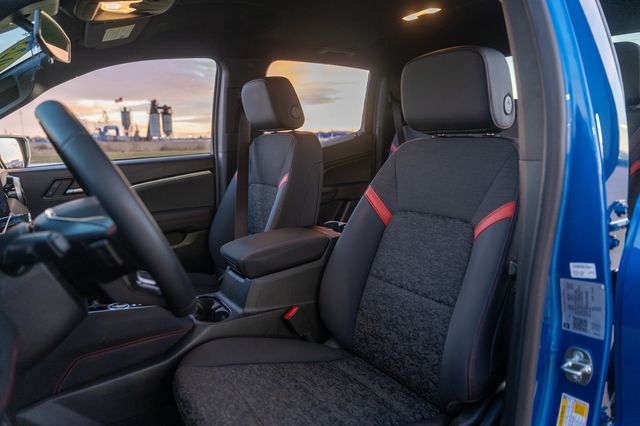 2023 CHEVROLET COLORADO - Image 15