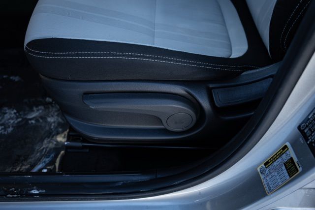 2023 HYUNDAI VENUE - Image 16