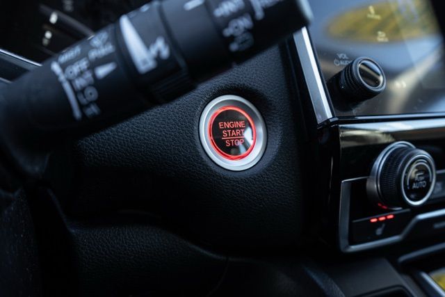 2017 HONDA CR-V - Image 25