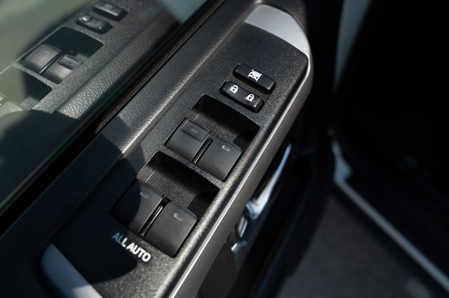 2022 TOYOTA 4RUNNER - Image 24