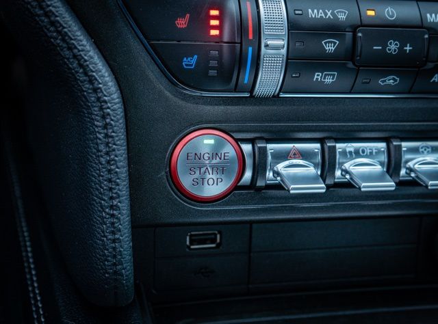 2022 FORD MUSTANG - Image 28