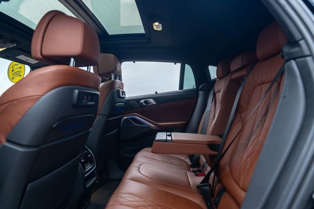 2023 BMW X6 - Image 16
