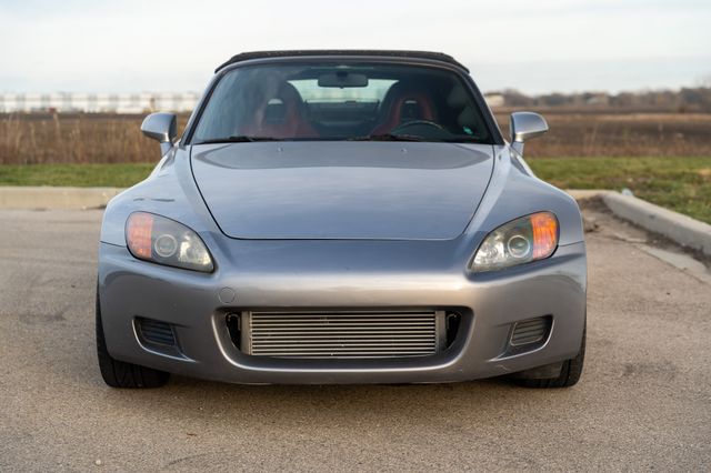 2000 Honda S2000 Base photo 2