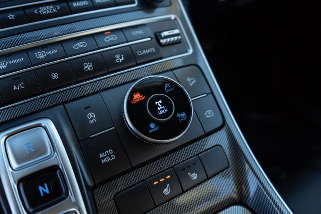 2023 HYUNDAI SANTA FE - Image 30