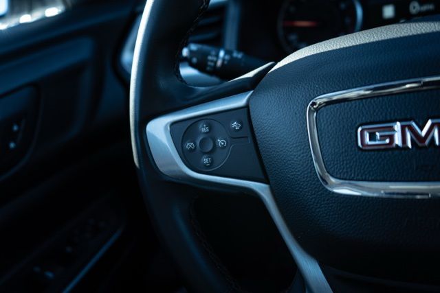 2023 GMC ACADIA - Image 20