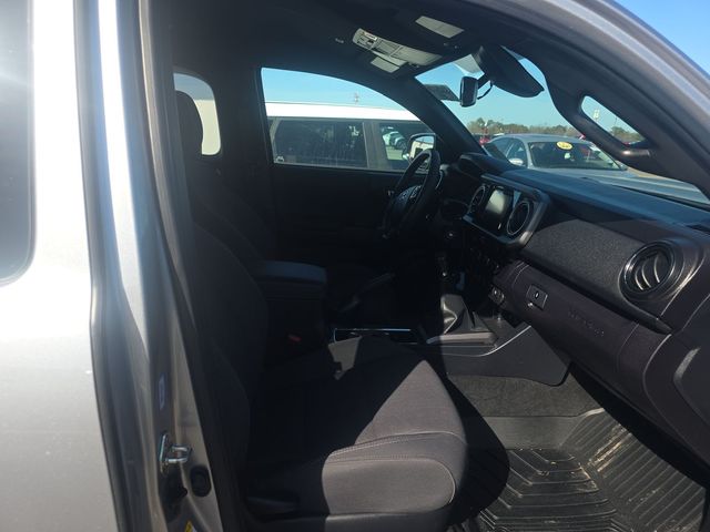 2019 TOYOTA TACOMA - Image 13