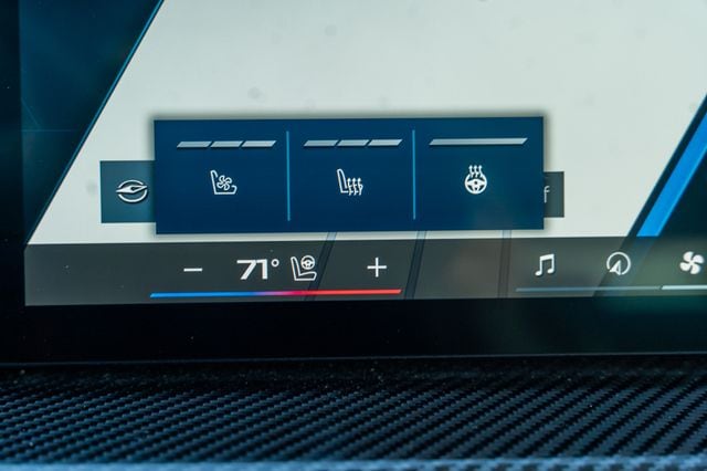 2024 BMW X5 - Image 42