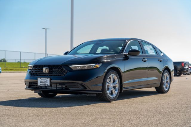 2024 Honda Accord LX photo 2