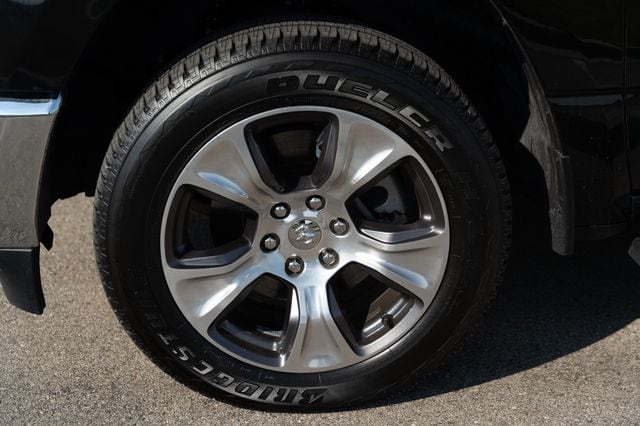 2024 RAM 1500 - Image 10