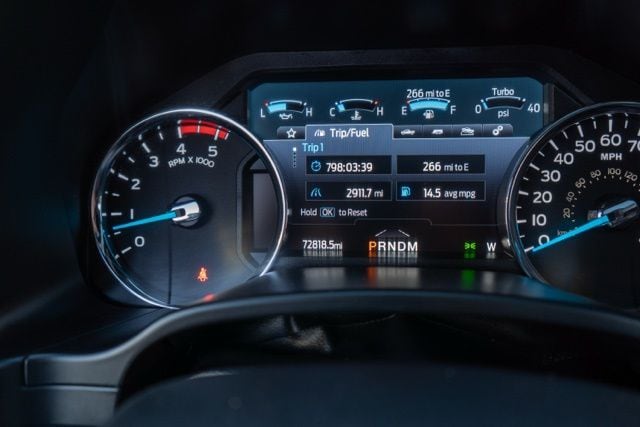 2020 FORD F-350 - Image 23