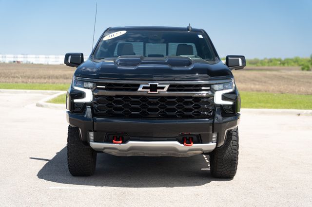 2023 Chevrolet Silverado 1500 ZR2 photo 2