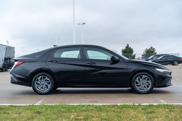 2024 HYUNDAI ELANTRA - Image 8