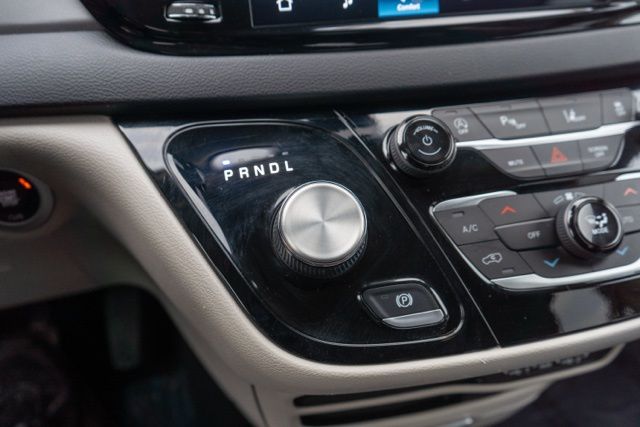 2022 CHRYSLER PACIFICA - Image 20