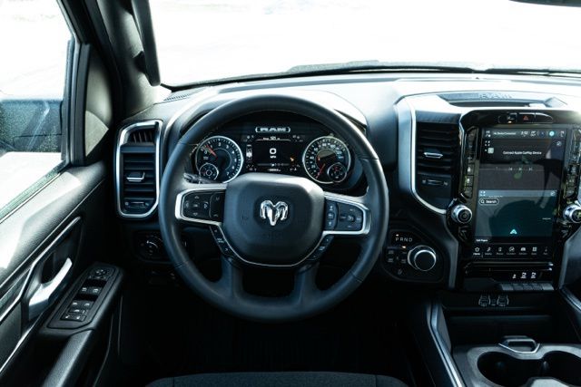 2025 RAM 1500 - Image 14