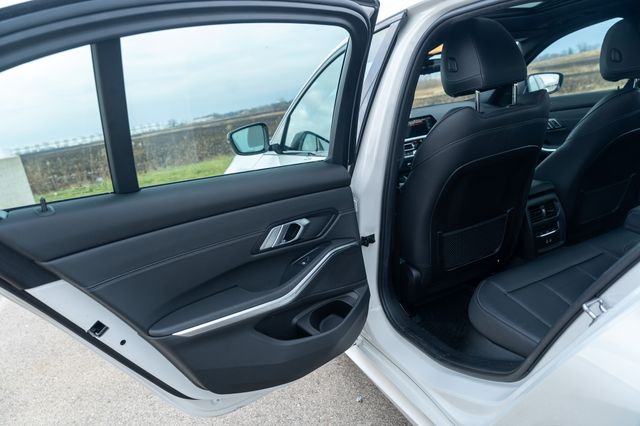 2021 BMW M340I - Image 15