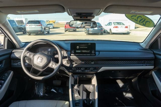 2025 HONDA ACCORD - Image 11